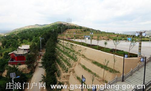 紫荆山公园一角