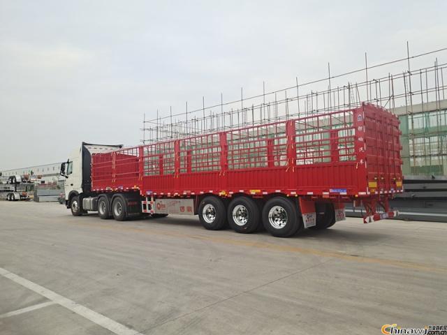 锣响仓栅式半挂车半挂车新国标半挂车超级盘刹空气悬挂半挂车