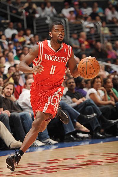 火箭时期:2007年nba选秀,阿隆-布鲁克斯在第一轮第26位被休斯敦火箭队