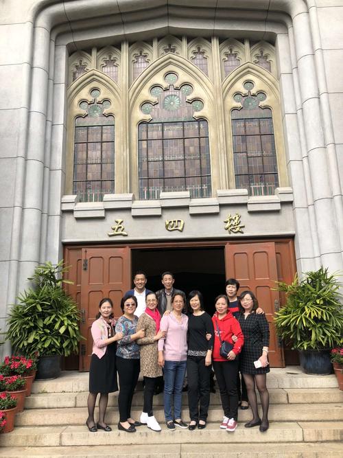 上海市第三女子中学137岁了,78届同学回母校40周年庆