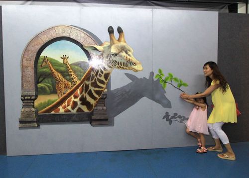 高清图:在平面中体验3d魔幻世界 观众玩嗨了