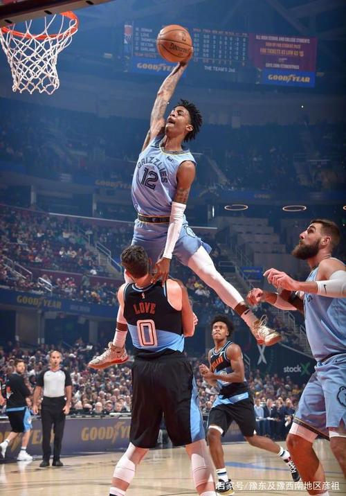 莫兰特骑扣乐福,骑士擒住灰熊,亚洲第二后卫砍下33 6