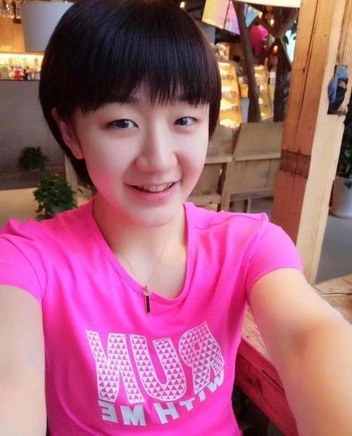 陈梦15张精美的照片