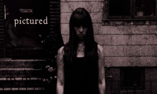 【恐怖短片《pictured》千万不要一个人在家的时候看】短片代入感十足