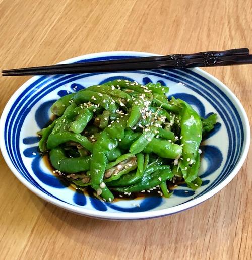 xiyakeke做的凉拌菜(手撕青椒)