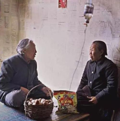 90年代东北老照片:朴实的乡村民情,最后一张老大爷在烤猪头