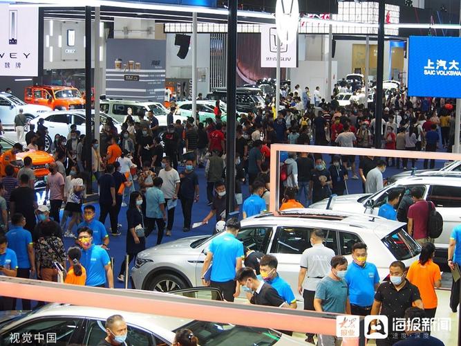 济南:2021年秋季齐鲁车展开幕