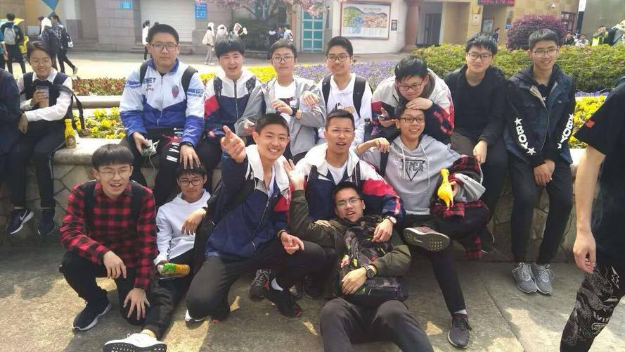 康辉阳光国旅携手萧山三中凤凰山海港乐园研学一日