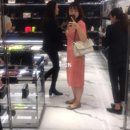 ysl nikki新色乳白色 美腻高雅兼备!