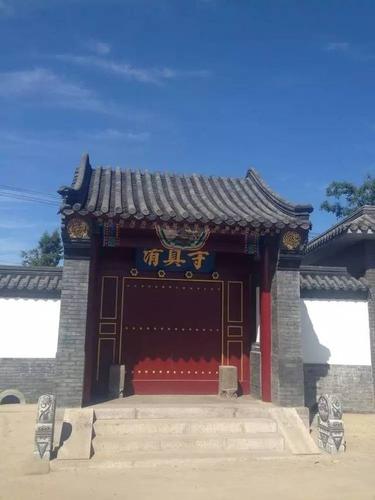  p>涿州城内清真寺,位于河北省涿州市老城区西北隅营房街南端路西.