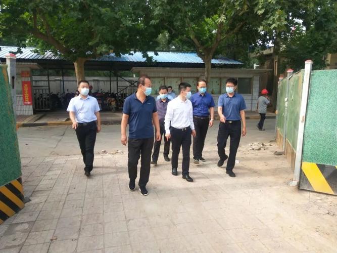 副县长詹辉视察教育在建项目