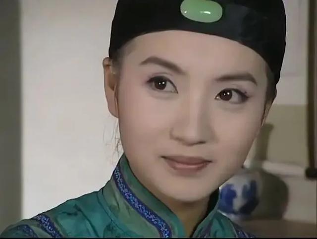 李卫当官演员现状一对夫妻成最佳绿叶小配角于谦火大发了