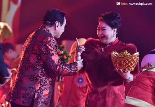 炳(太子炳)彭炽权饰演 祝星星(奵妹)鲁秋香饰演 蒋宏发(发仔)容晖饰演