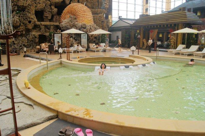 [40m] 年初四泡常州花都温泉