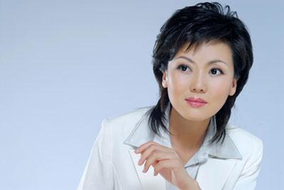 揭央视"台花"之柴璐 获敬一丹赞赏成新闻才女