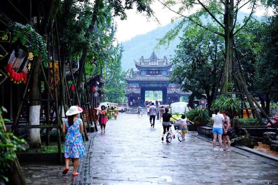 四川崇州斯维登温泉度假酒店-街子古镇青城山居.夏避暑冬泡私汤泉