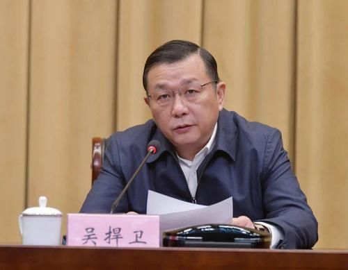 全市政法队伍教育整顿主题党课和廉政教育报告会举行