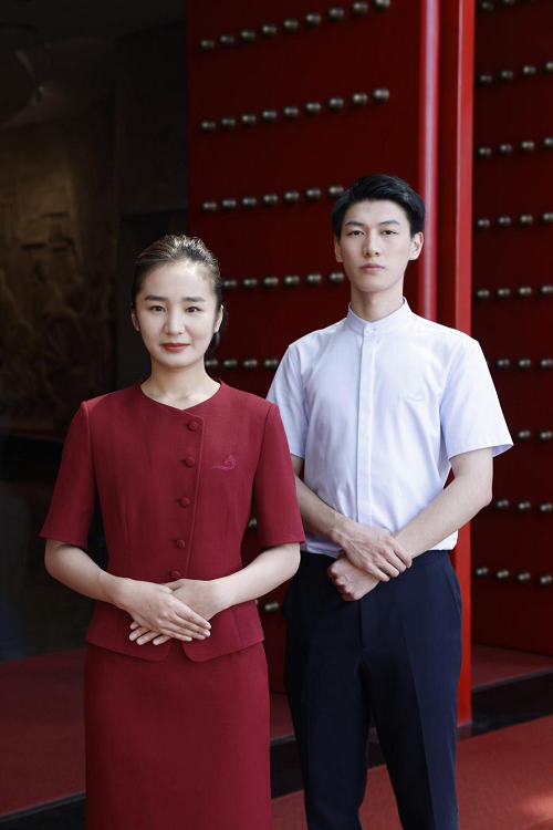 ep yaying雅莹礼献南湖革命纪念馆全新讲解员服装