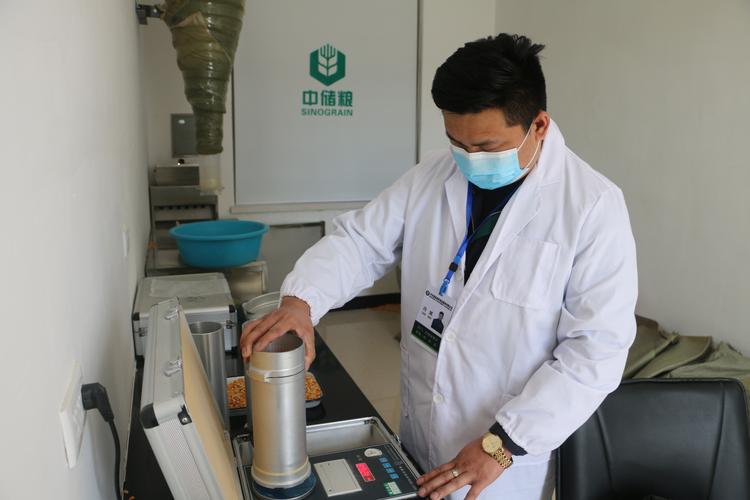 闫斌抗疫个人事迹