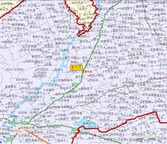 处于由平缓起伏的漫岗向平原的过渡地段.