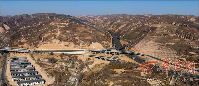 陕西清涧至子长高速公路今日通车两县车程不到半小时