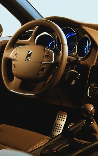 汽车内饰高清图片壁纸