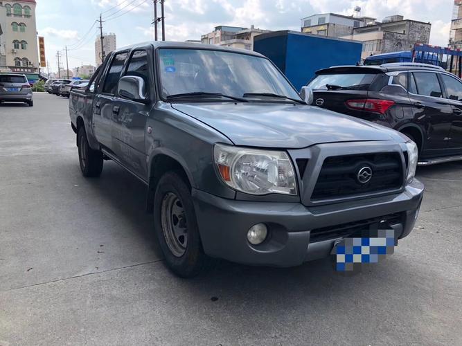 10年5月上牌黄海小柴神皮卡,2.4t柴油版