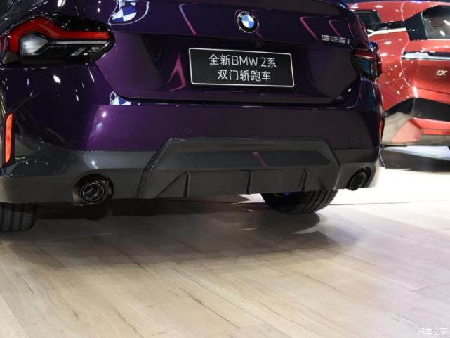 后驱真宝马 实拍全新宝马2系双门轿跑车