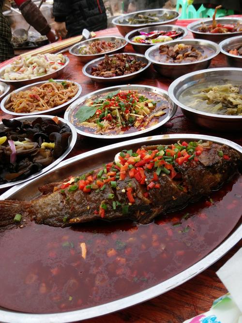 农村宴会上的美食