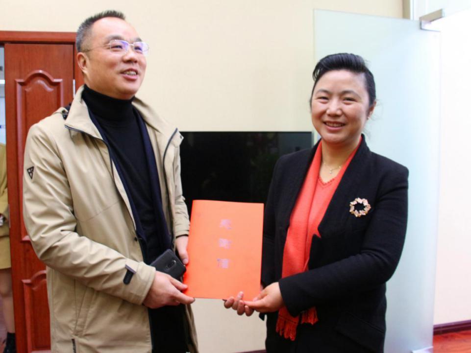 衡阳市委宣传部长张霞赴中国日报湖南记者站调研座谈