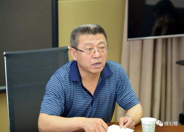 微石楼汾阳市市委副书记李正奎一行来我县开展脱贫攻坚结对帮扶活动
