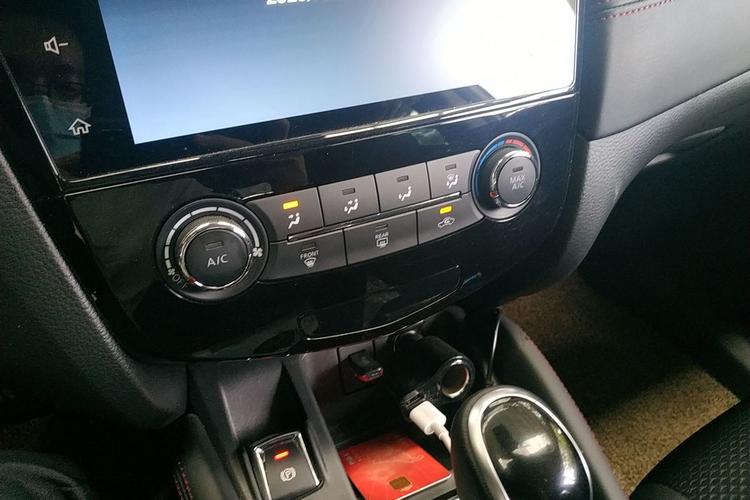 日产 逍客 2019款 2.0l cvt豪华版