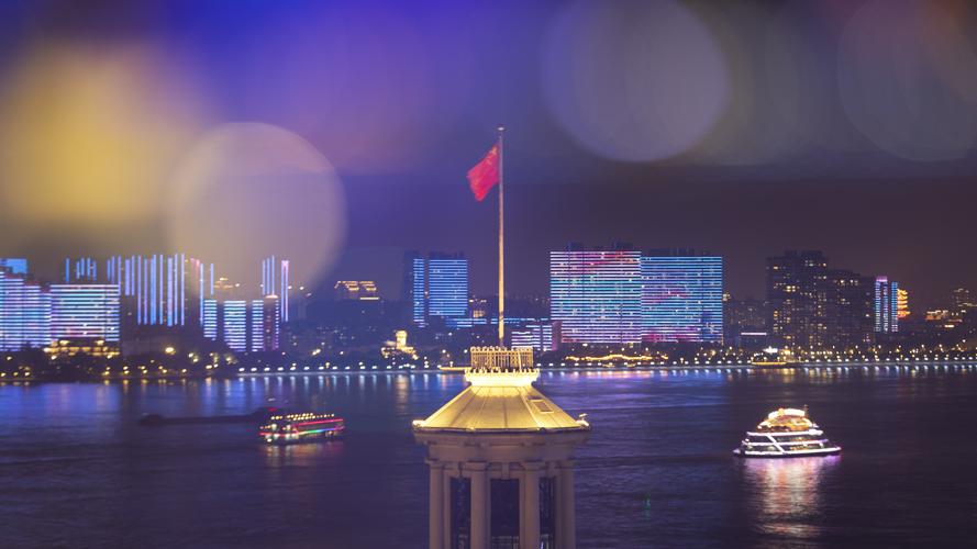 其它 长江夜景 写美篇几个月关门闭户,此时武汉关的钟声又一次在我