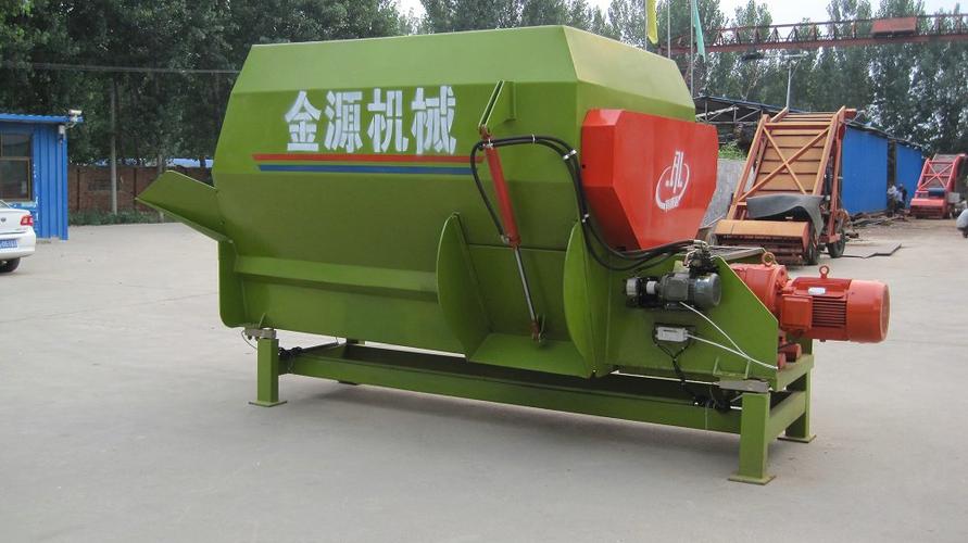 产品库 工业品 机械和行业设备 农业机械 移动式牛羊草料搅拌机养殖场