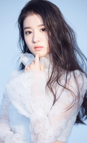 三个99年的爆红小花王楚然李兰迪李凯馨你最看好谁