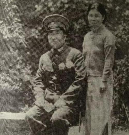 1949年,杨虎城将军遗体被发现,被强酸侵泡过,妻子骨灰