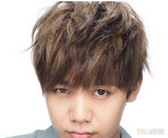 【图】时尚男生离子烫发型 再次掀起新潮流