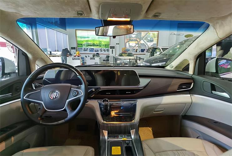 别克gl8路尊雅典娜版,霸气典雅