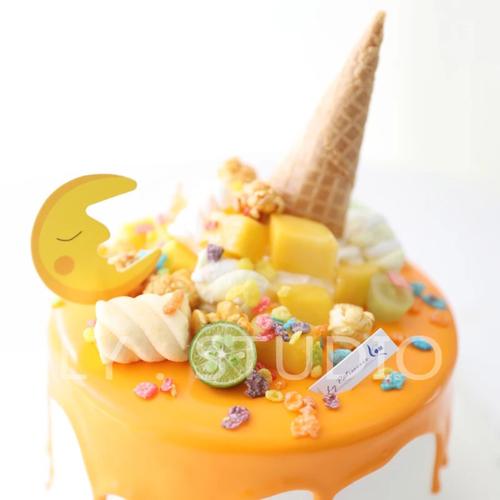 蛋筒冰激凌蛋糕