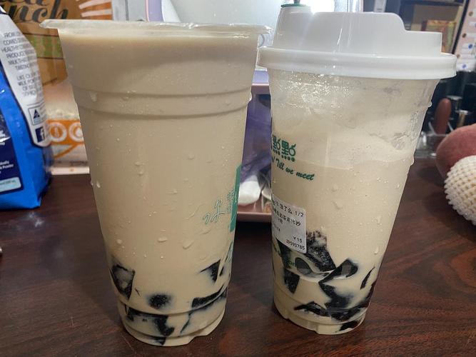 咖啡冻奶茶遇冰沙!特别好喝!三分糖!强推.