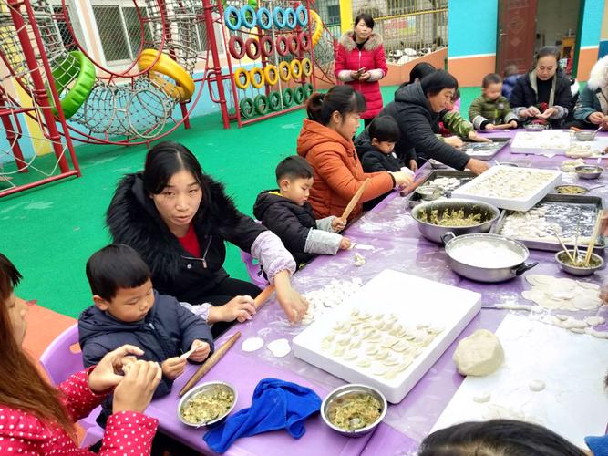 市世纪彩虹中心幼儿园浉河港分园"庆冬至——包饺子"亲子活动 写美篇