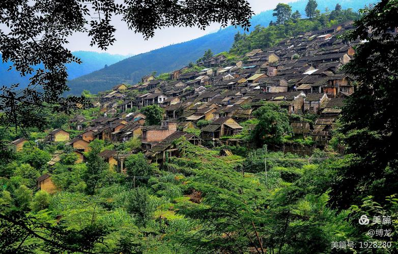 "瑶族舞曲"的故乡———油岭老排瑶寨