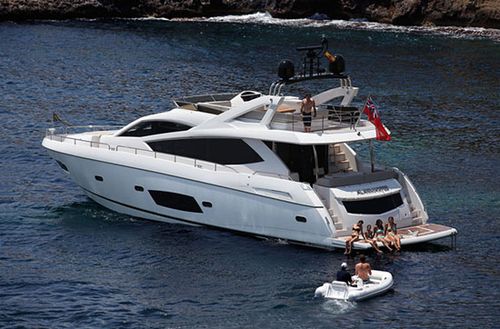 圣汐游艇驶入唐山 秉承高雅奢华和卓越性能