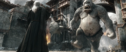 霍比特人电影中半兽人手中的巨魔们,极度难缠的魔兽生物