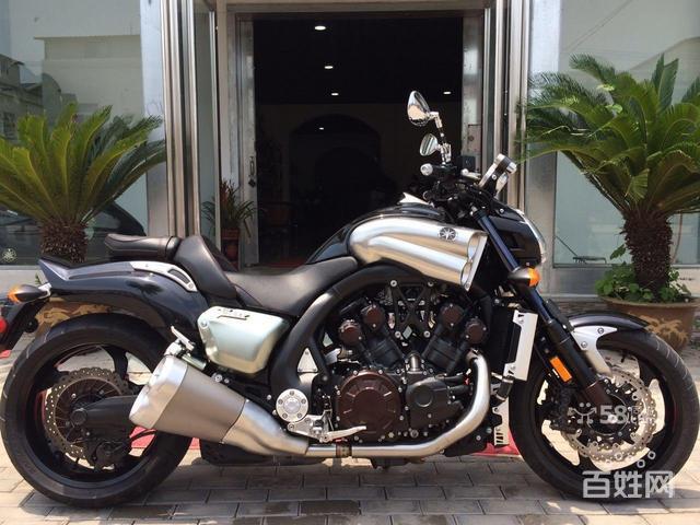 恶灵骑士雅马哈大魔鬼1700