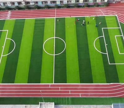 塑胶跑道图片-塑胶跑道-康瑞特体育
