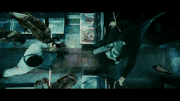 重口味图解 午夜食人列车惊现嗜血屠夫 以后再以不敢坐最后一班地铁了