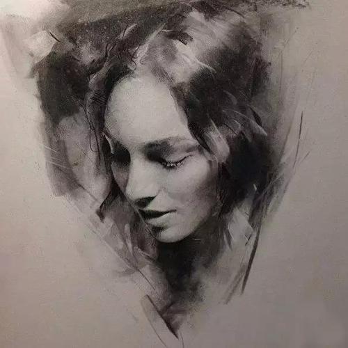 素描的魅力:木炭笔作品精选