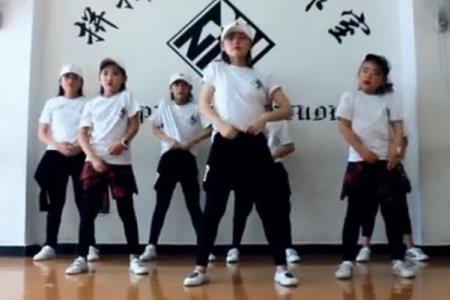 儿童舞蹈视频大全 时尚炫酷的少儿流行舞bangbangbang