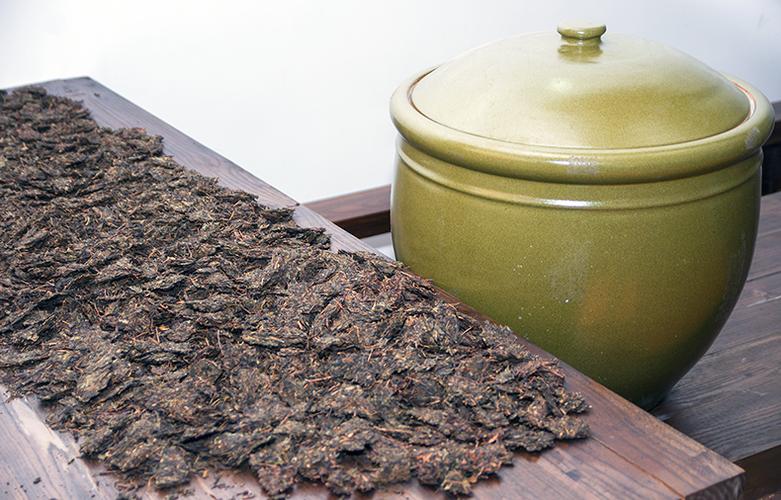 沉香黑茶 茶中香品